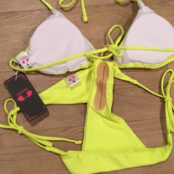 Triangle Tie Side Thong Halter Bikini - Picture 5 of 6